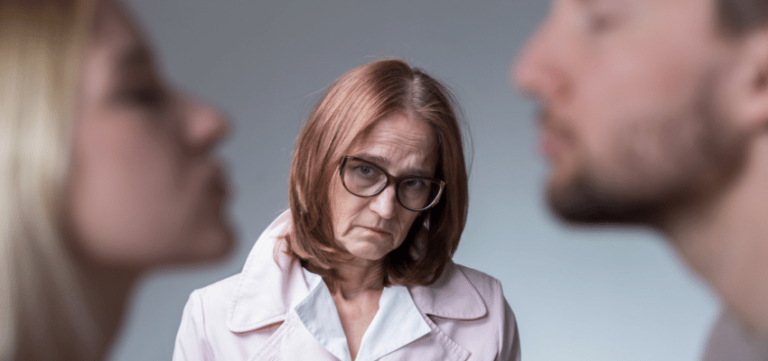 10 Effective Ways to Deal With a Toxic Mother in Law